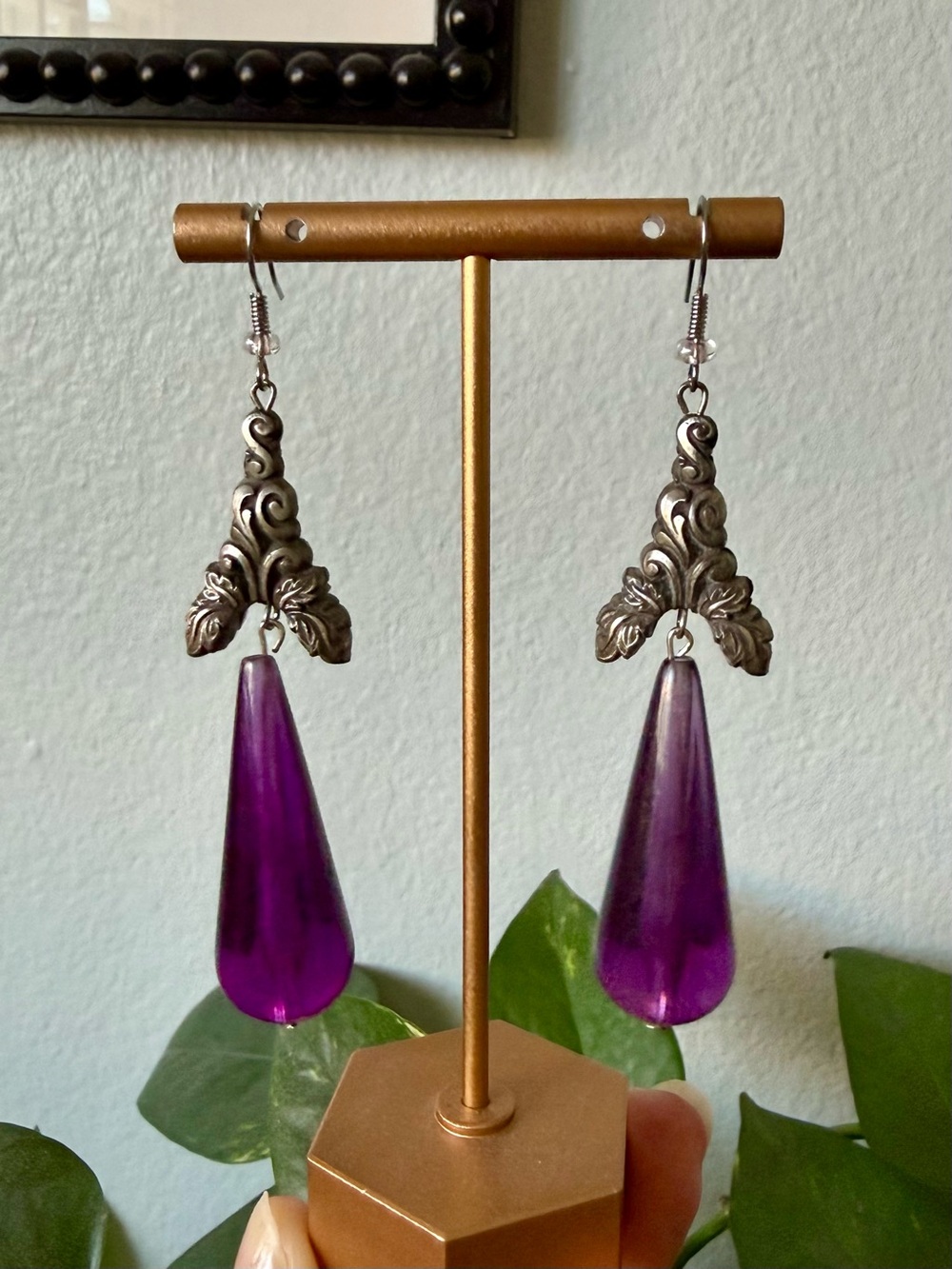 Vintage Purple Lucite Teardrop Dangle Earrings Ornate Silver Tone Art Deco Style